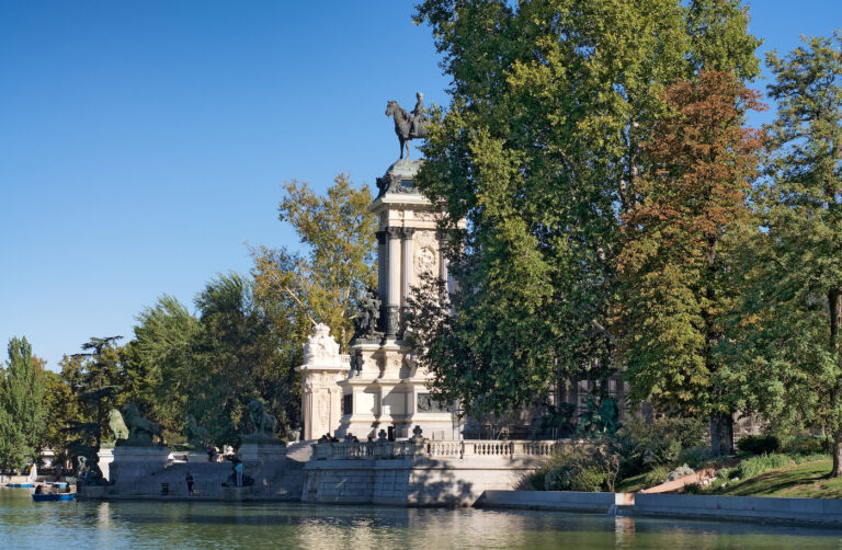 Monumento-a-Alfonso-XII-©-Antonello-Dellanote