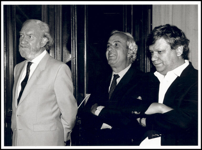 Fernando Fernán Gómez (izquierda)