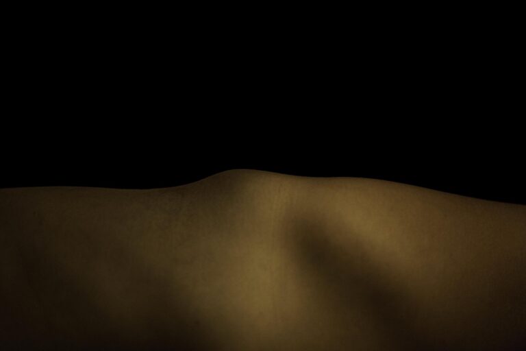 Imagen promocional de Cosmología de una imbécil, de la mínima