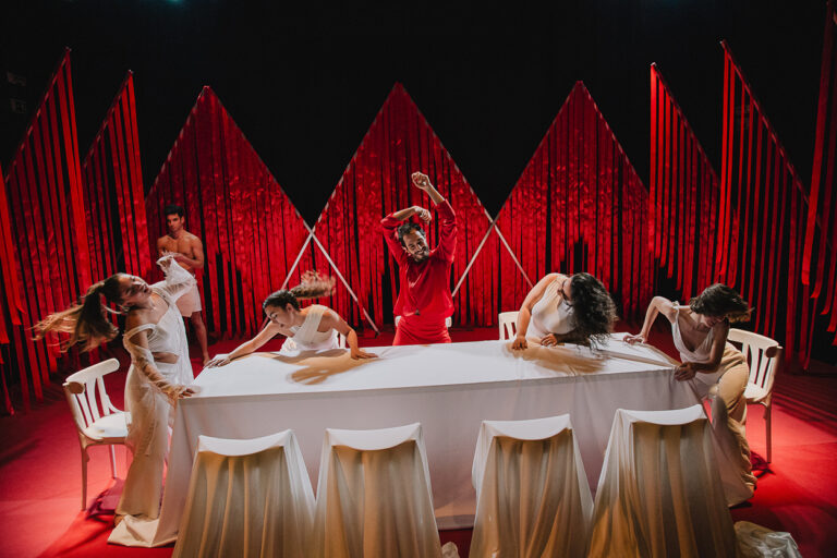 Imagen promocional de "La ferviente compañía"