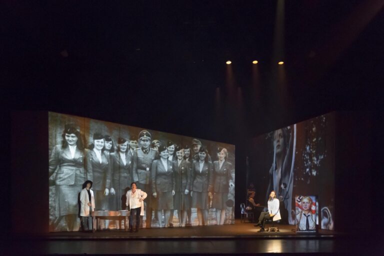 Imagen de una escena de la obra