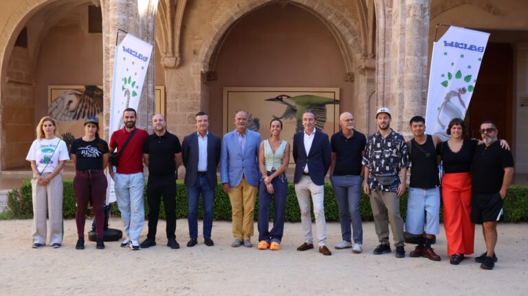 Fotografía de familia de la presentación