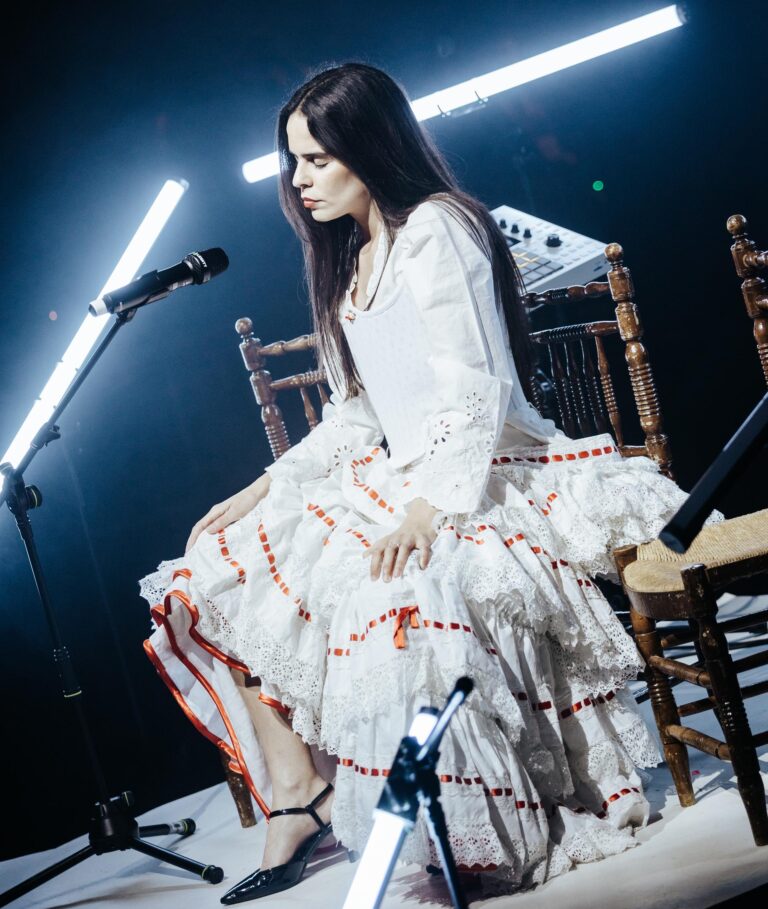 Ángeles Toledano durante una actuación