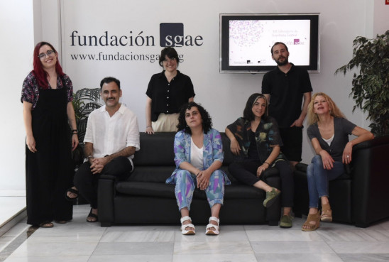 De izquierda a derecha: Ana Torres, Pablo Messiez, Laura Mihon, Ana Bello, Alessandra García, Sergio Serrano y Beatrice Bergamín