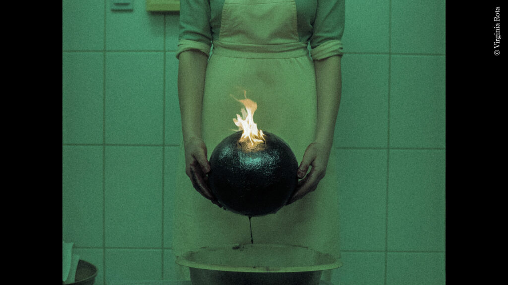 Foto de la obra 'Cómo hacer una bomba en la cocina de tu mamá'