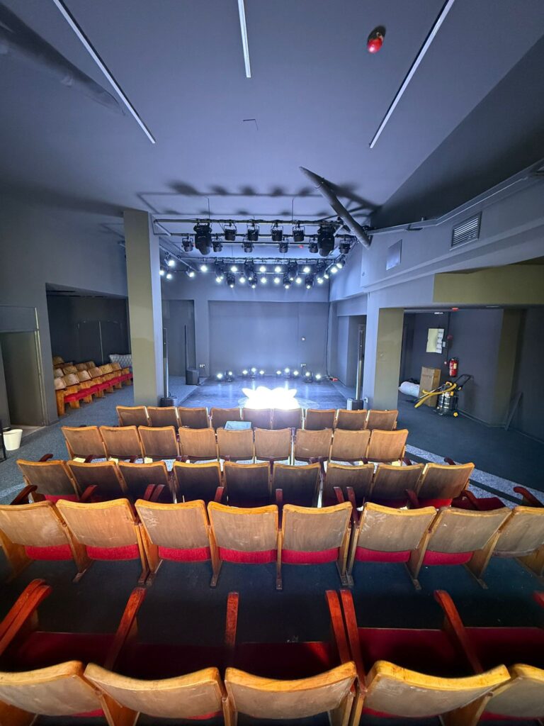 Sala de exhibición de Espacio Mistral