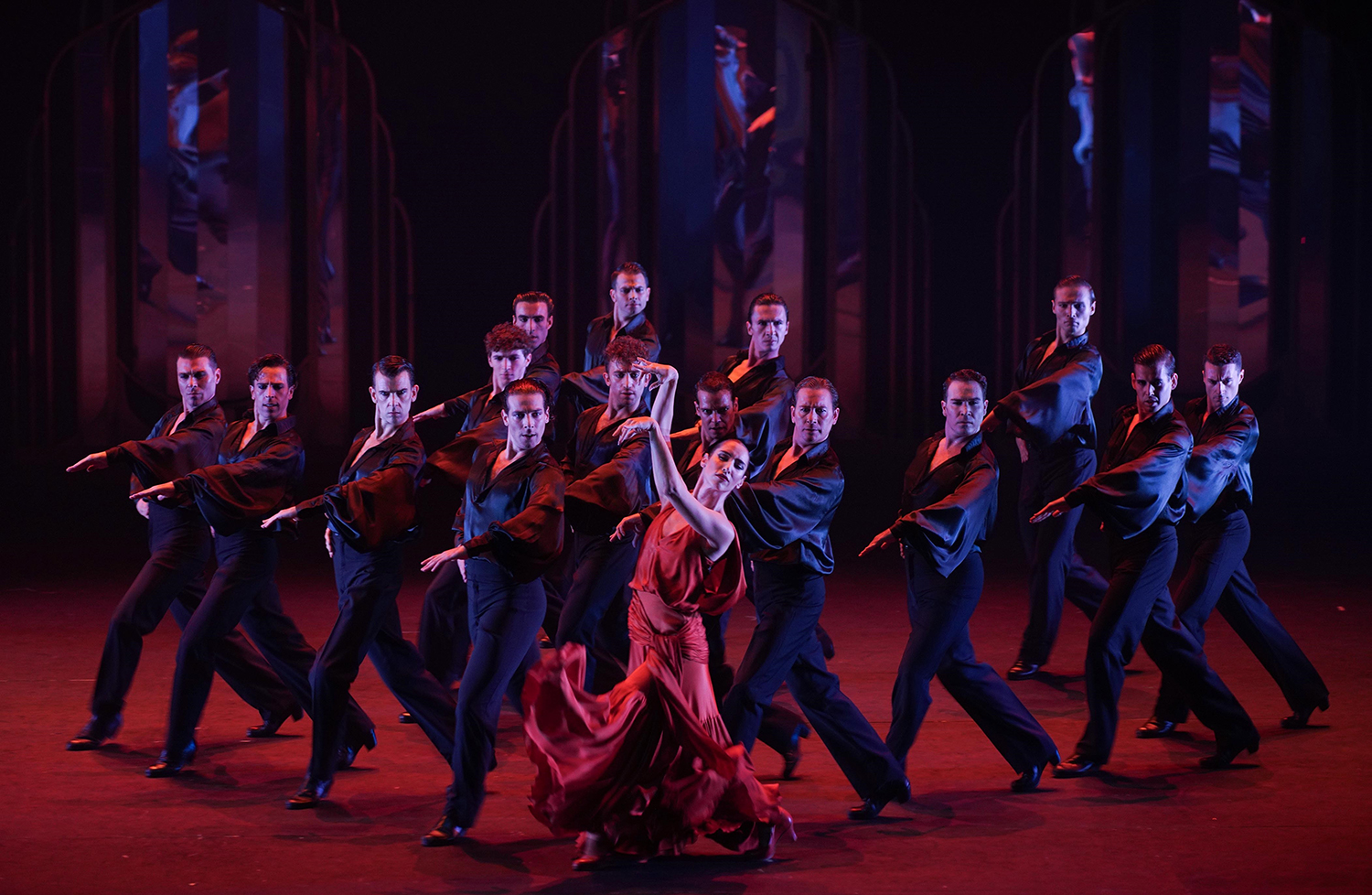 Un momento de la representación del Ballet Nacional de España en el Teatro Real