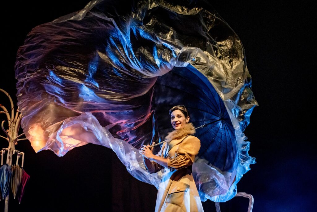 LaBú Teatre (Espanha) - Espectáculo: Alma