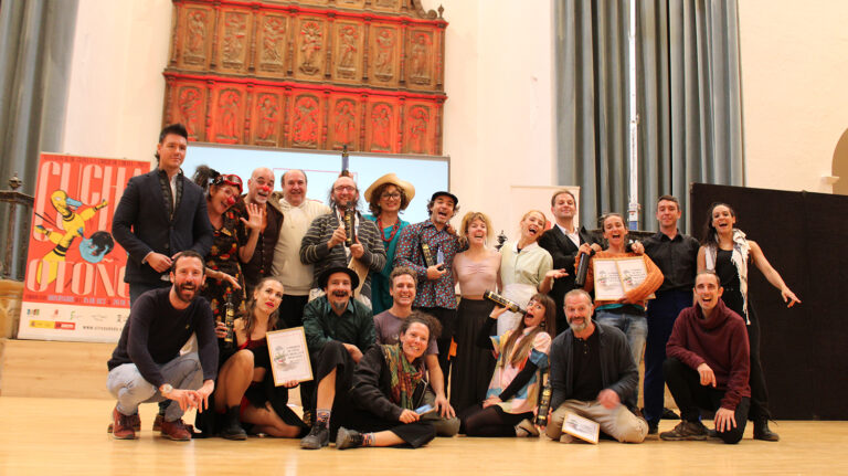 El equipo en una edición anterior