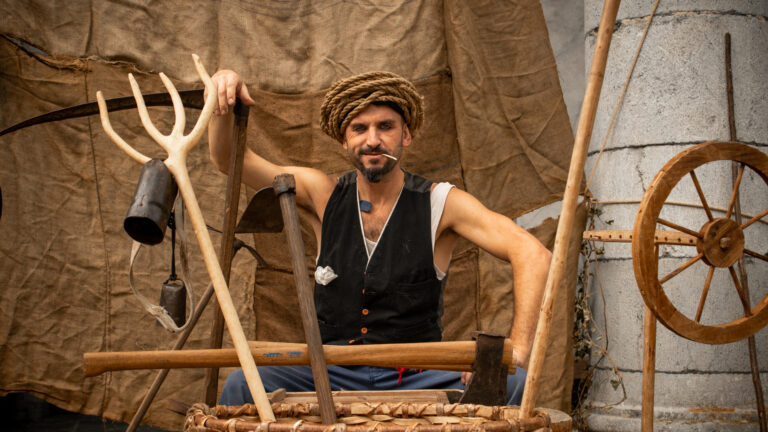 Imagen promocional de 'Uco, un paisano diferente' de la Cía. Nando Caneca (Cantabria)