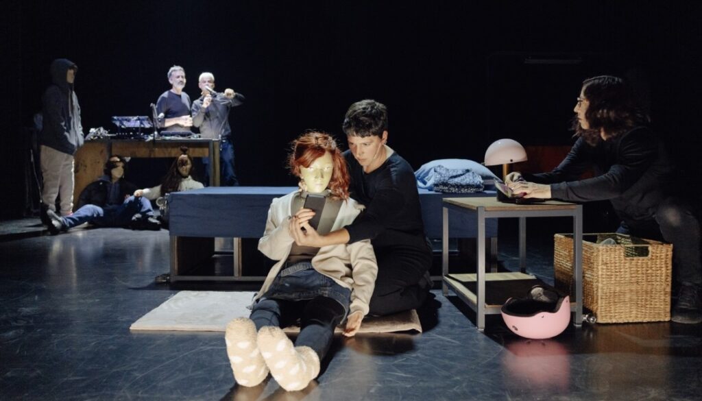 Escena de Adolescencia infinita