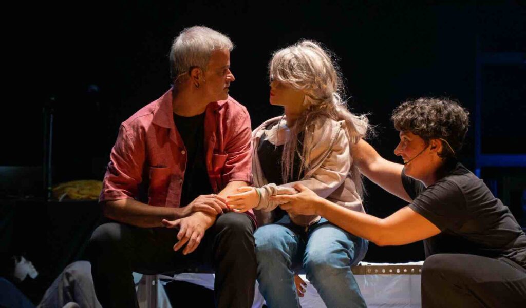 Escena de Adolescencia infinita