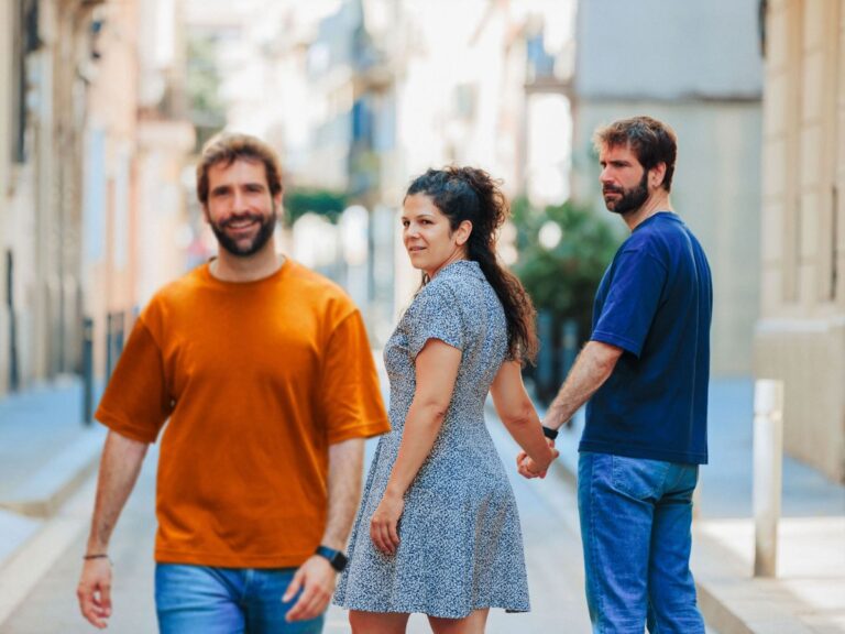 Imagen promocional de la comedia