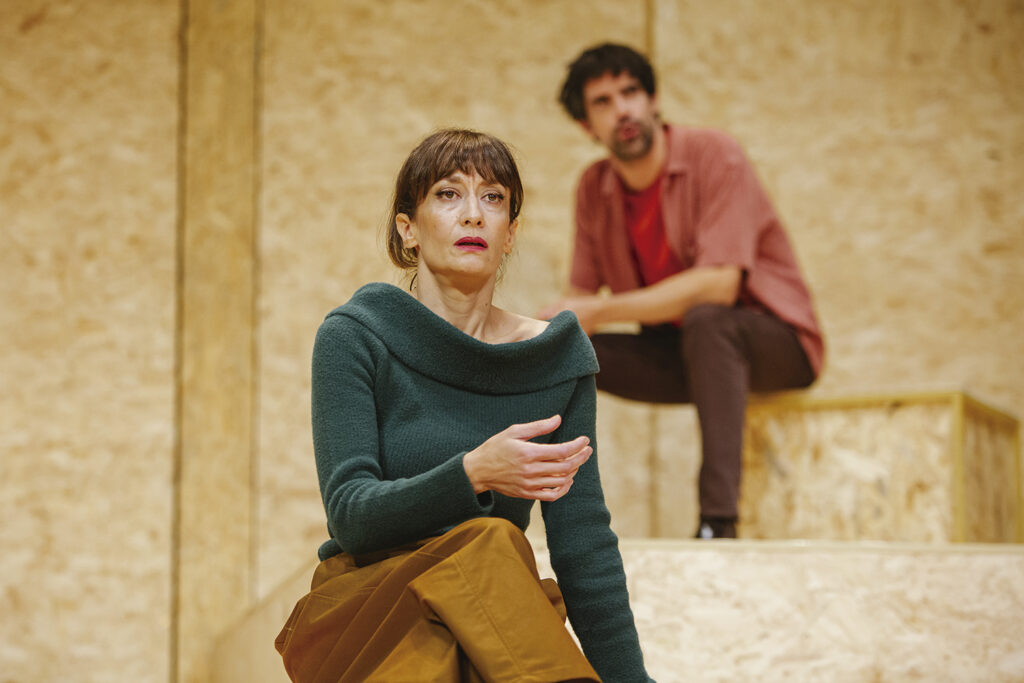 Natalia Hernández en una escena de "El entusiasmo"