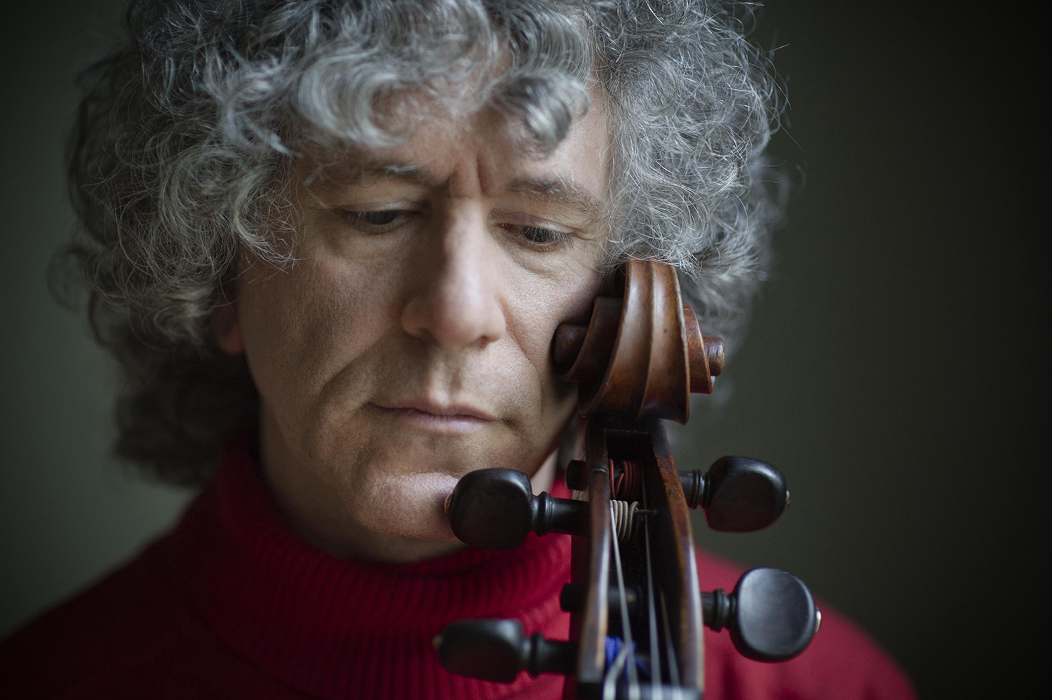 El chelista Steven Isserlis