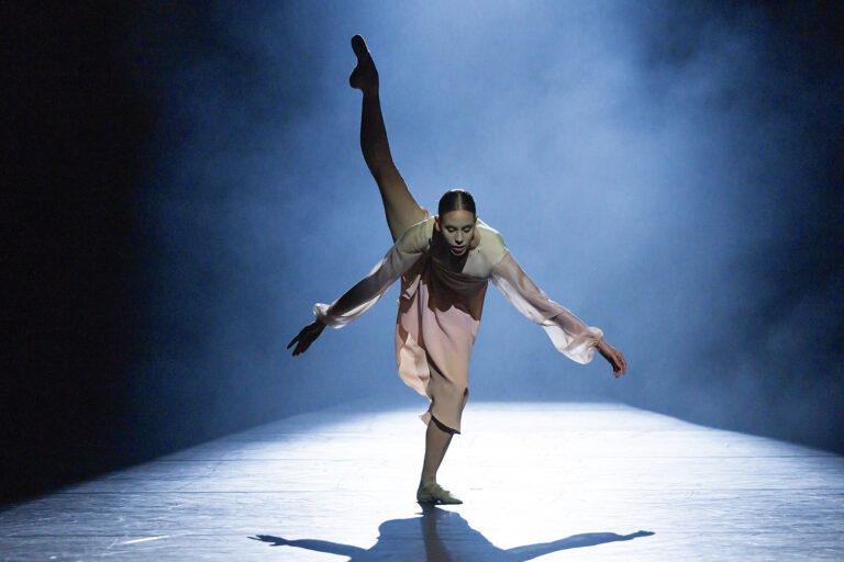 Elisa Badenes en 'Le Jeune fille et les morts'