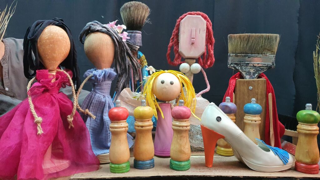 Objetos y títeres de MermelHada