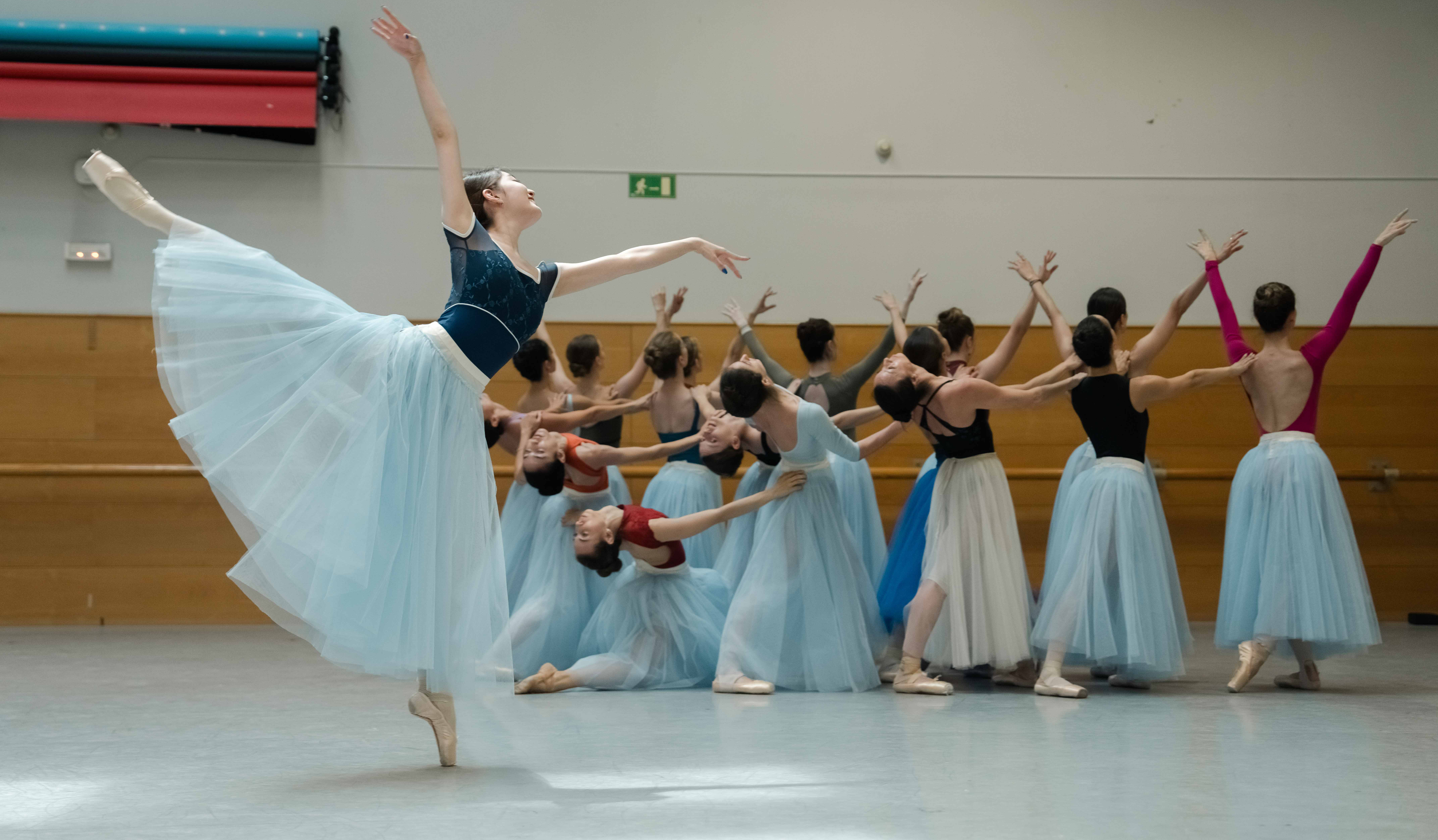 Imagen de un ensayo de 'Serenade'