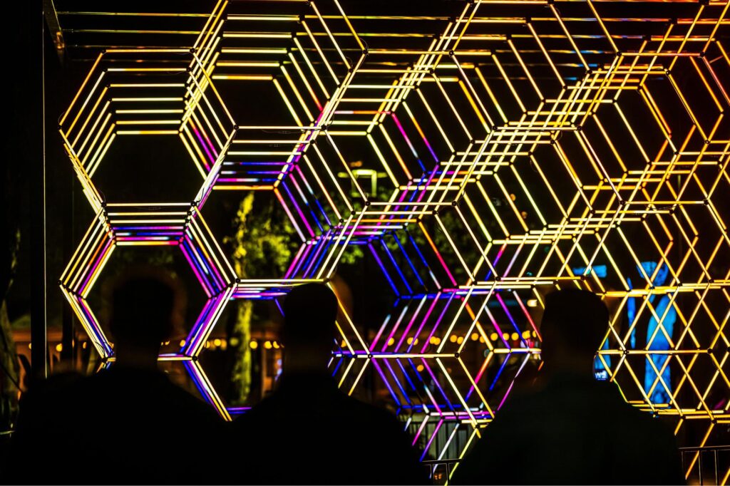 'The Hive' de Josh Macauliffe, estará en el Museo de Bellas Artes