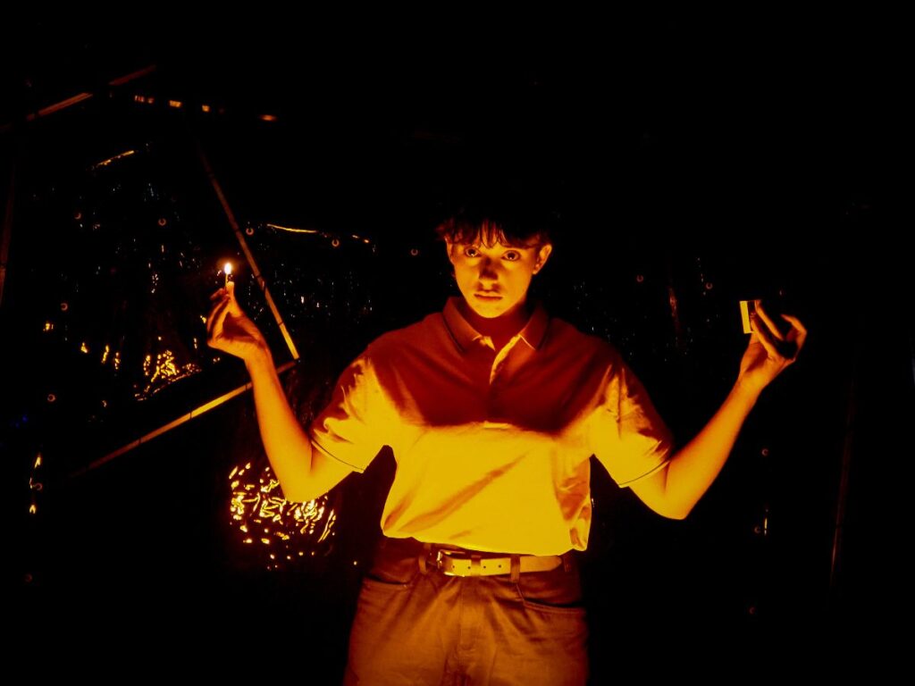 'Cómo hacer una bomba en la cocina de tu mamá' de Las Ignífugas