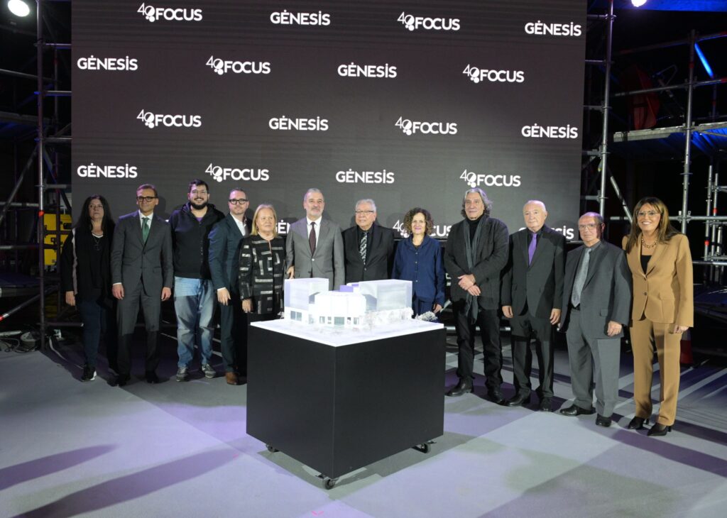 Fotografía de familia de la presentación