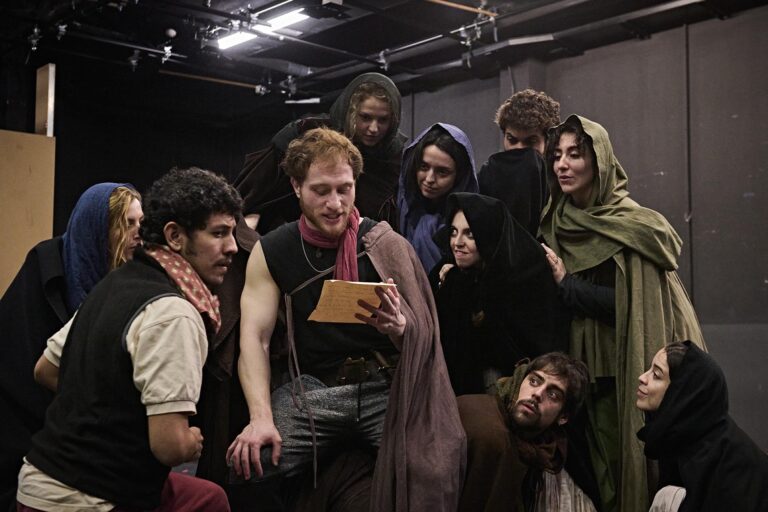 Imagen de un ensayo de 'El escondido y la tapada'