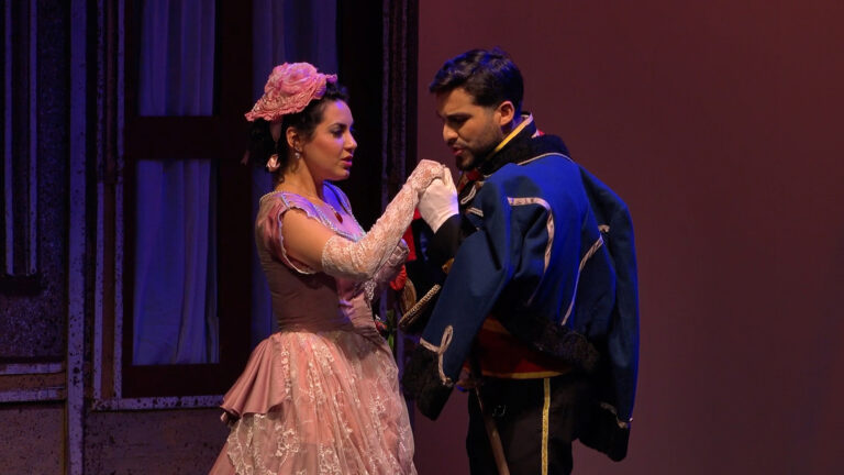 Imagen de escena de 'Luisa Fernanda'