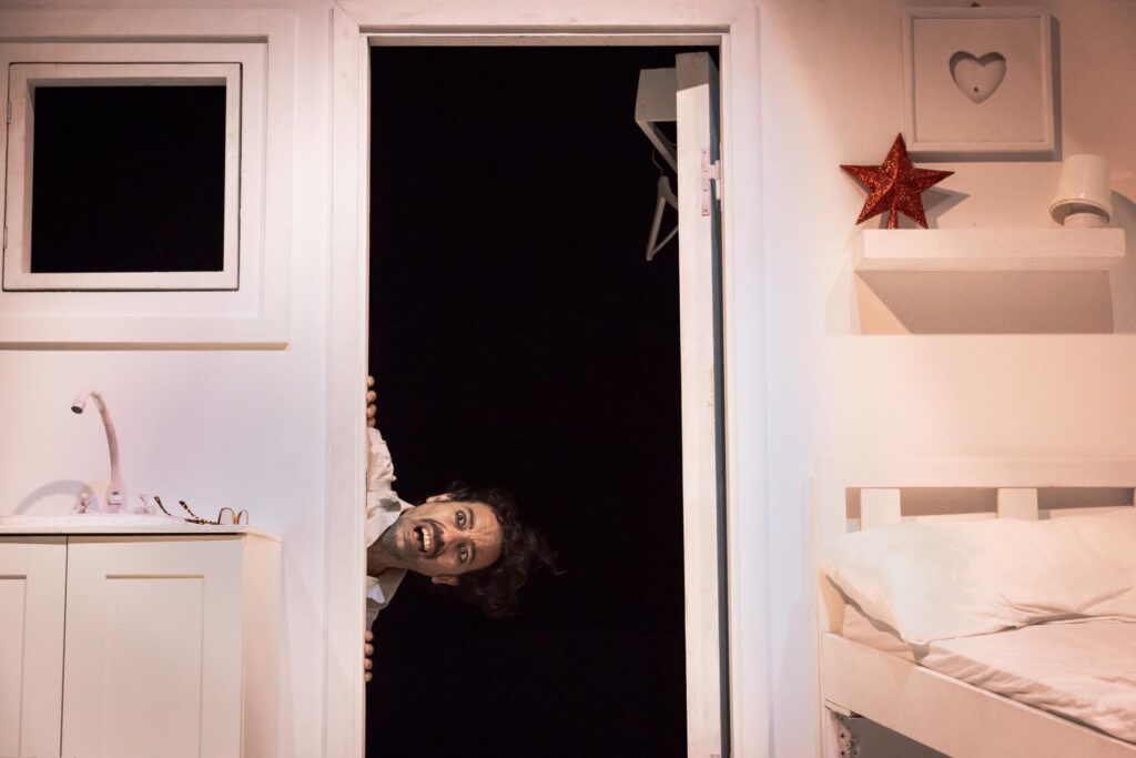 Una escena de Smile, de la compañia Factory Compagnia Transadriatica