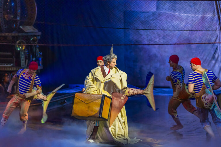 Imagen de una escena del espectáculo 'KURIOS'