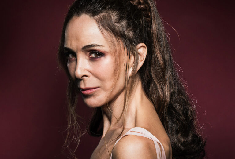 Lydia Bosch en una imagen promocional de la obra