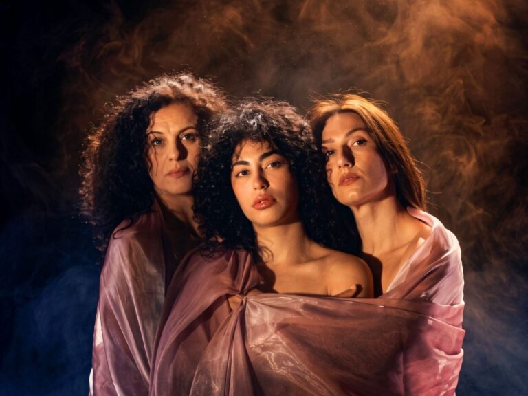 'Cautivas por Cervantes', de Emilio Manzano