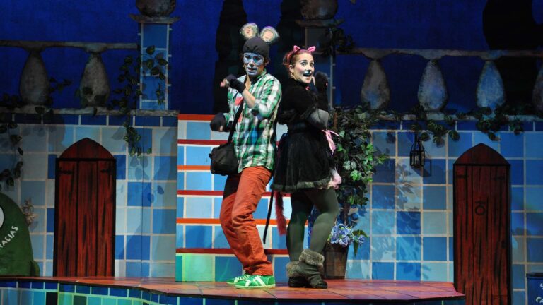 Imagen de una escena del musical