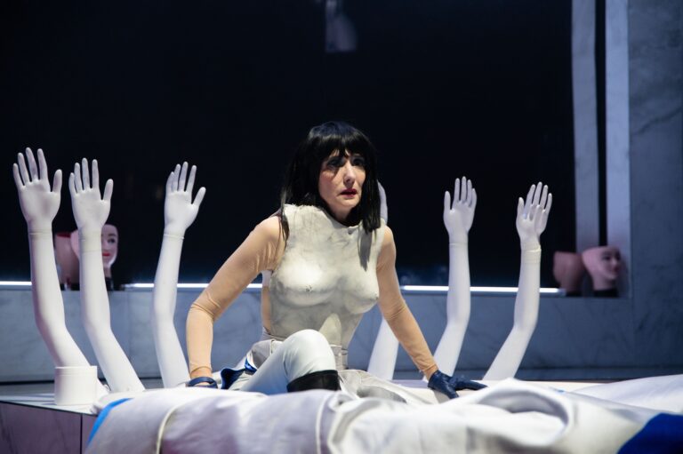 Imagen de una escena de la obra
