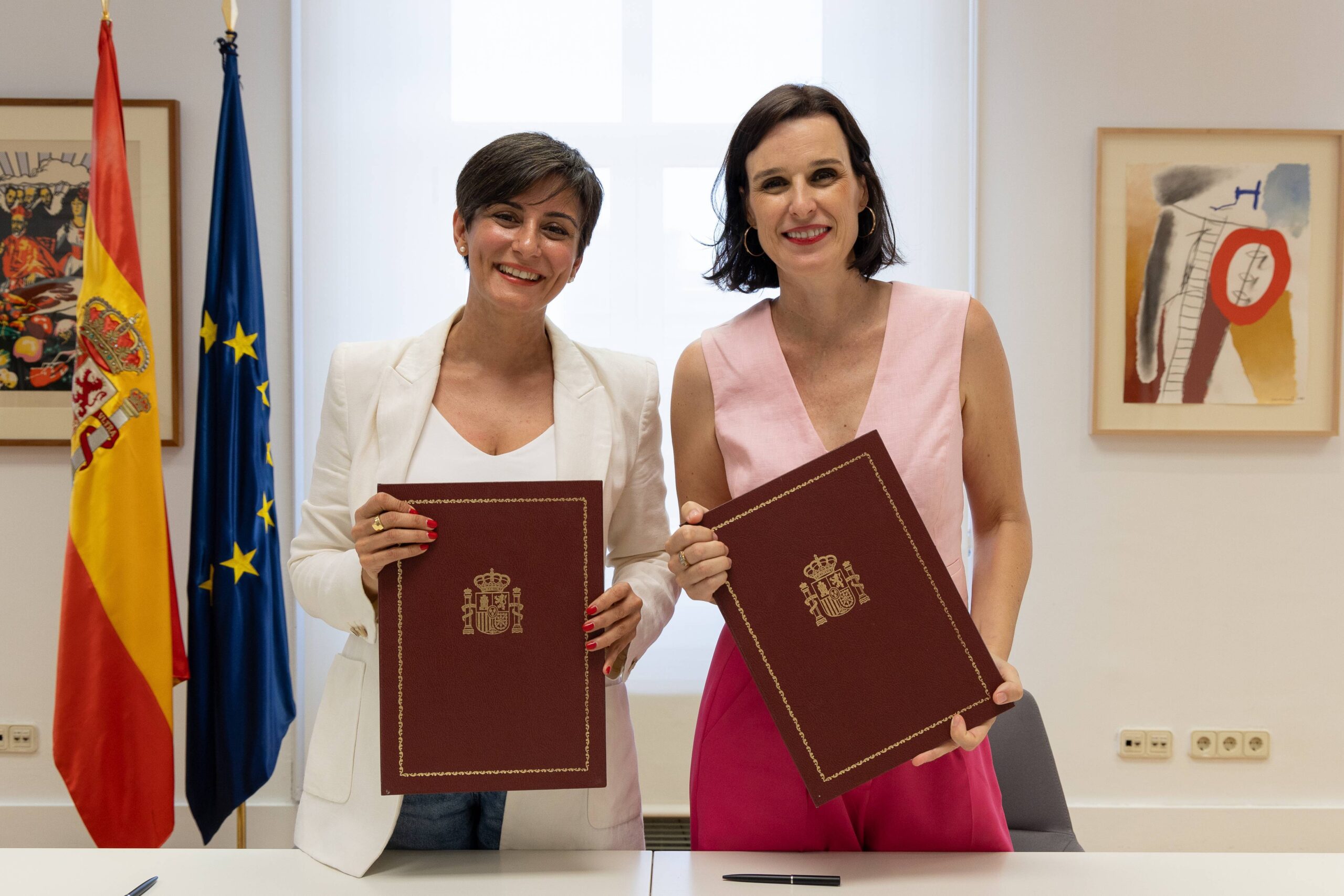 Momento de la firma del convenio
