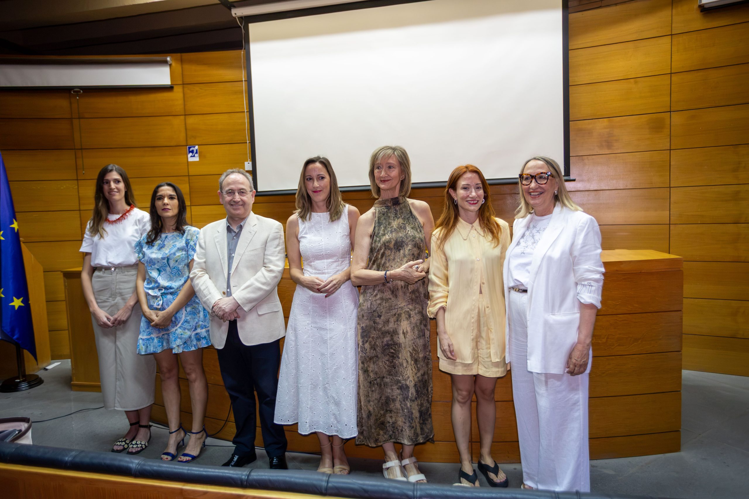 El director del Festival, Jesús Cimarro, junto a las responsables del proyecto, diseñadoras y la directora del Museo que acogerá el desfile Micropaisajes el próximo 7 de julio