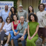 Fotografía de familia de los integrantes de las nuevas producciones que se verán en Almagro este fin de semana