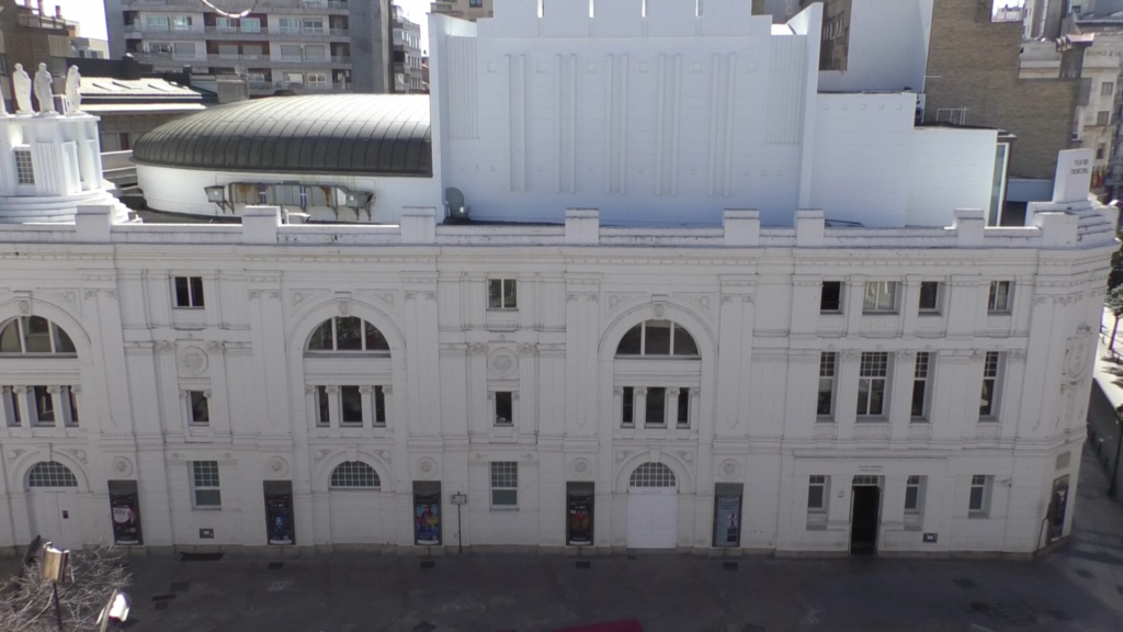 Trasera teatro