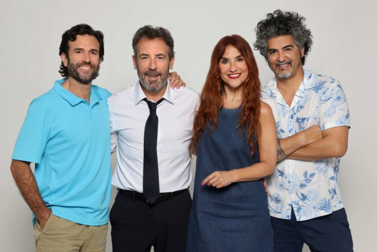 Imagen del elenco de la producción