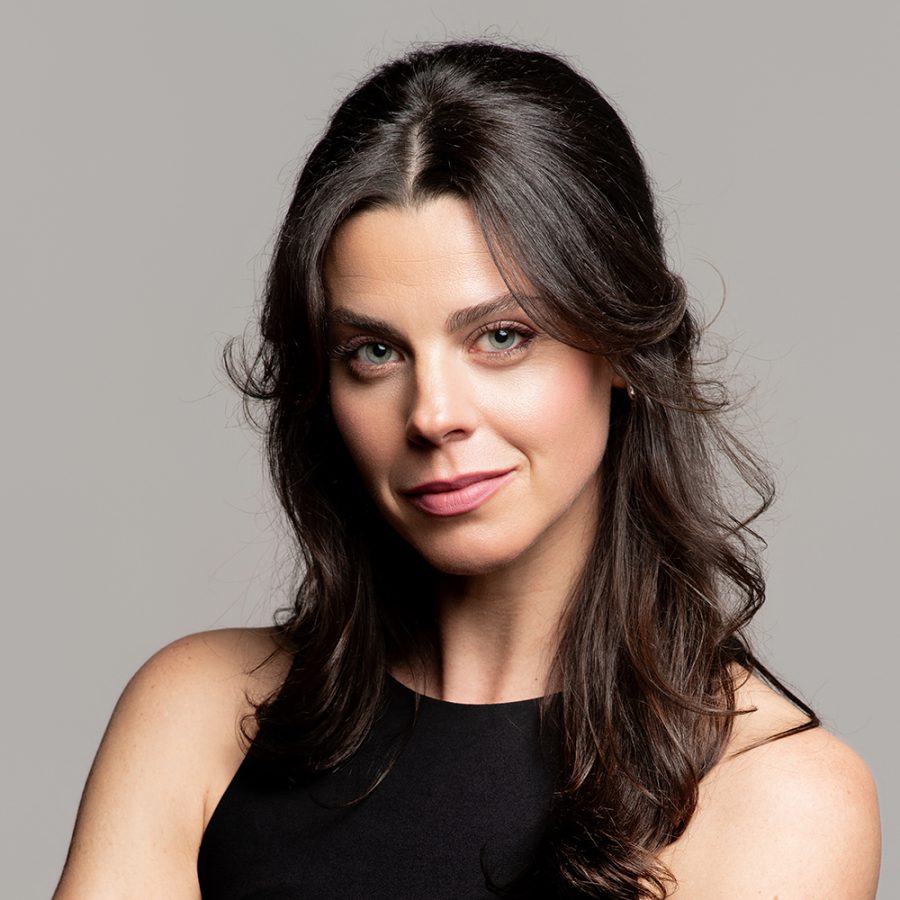 clara-alvarado-2-900x900