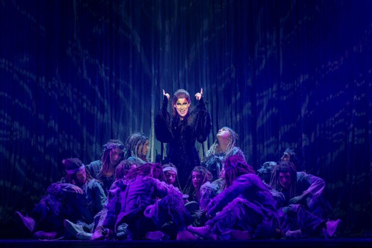 Imagen de una escena del musical