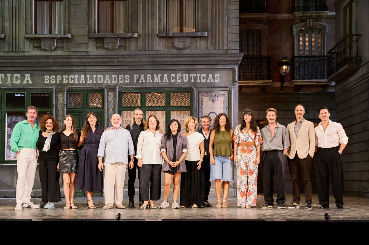Fotografía de grupo en la presentación