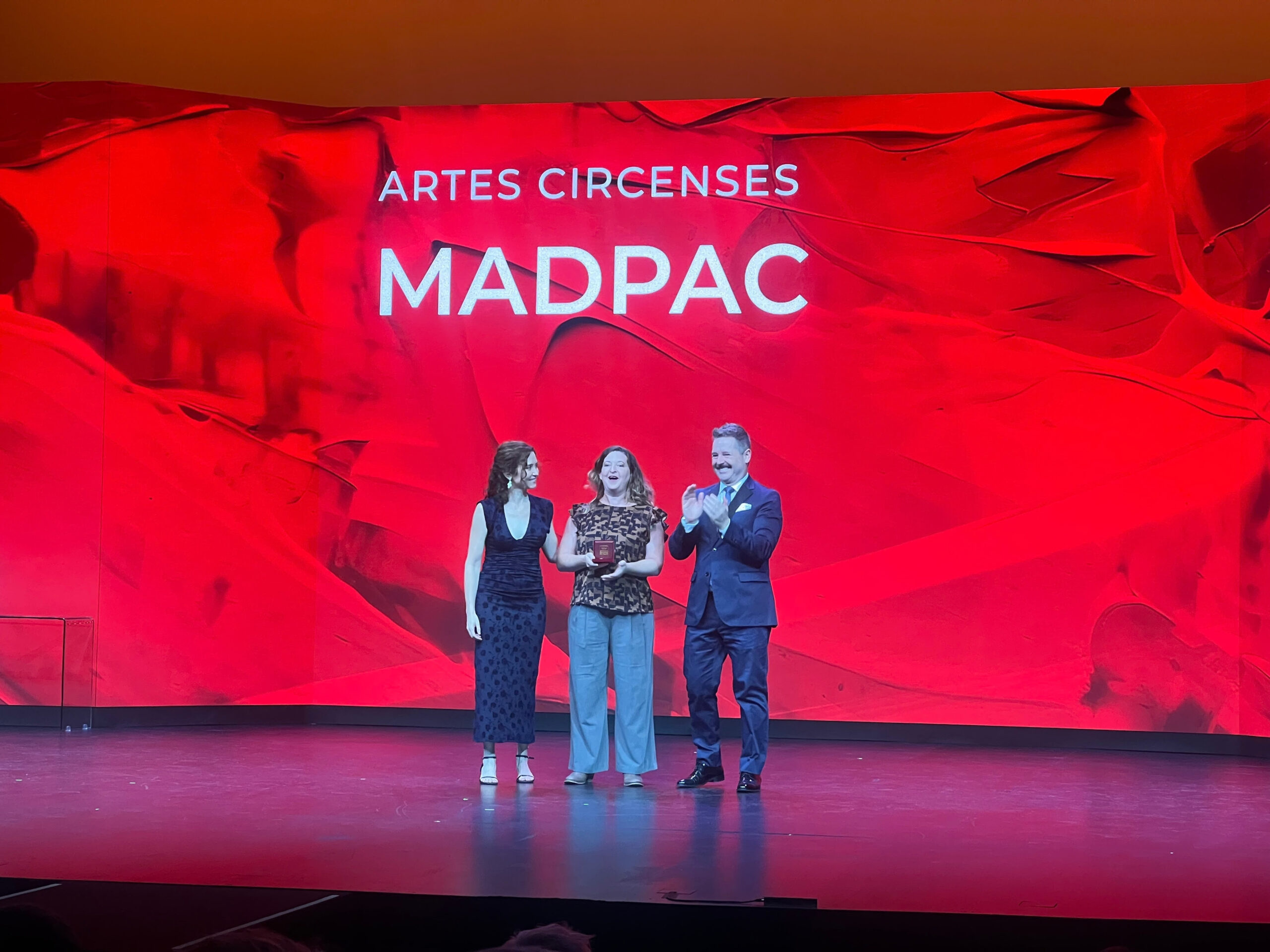 Imagen de la entrega del premio
